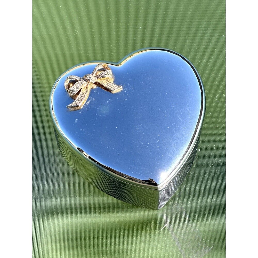 VTG Silver Plated Heart Jewelry Trinket Box 3D Gold Plated Bow Valentines Day